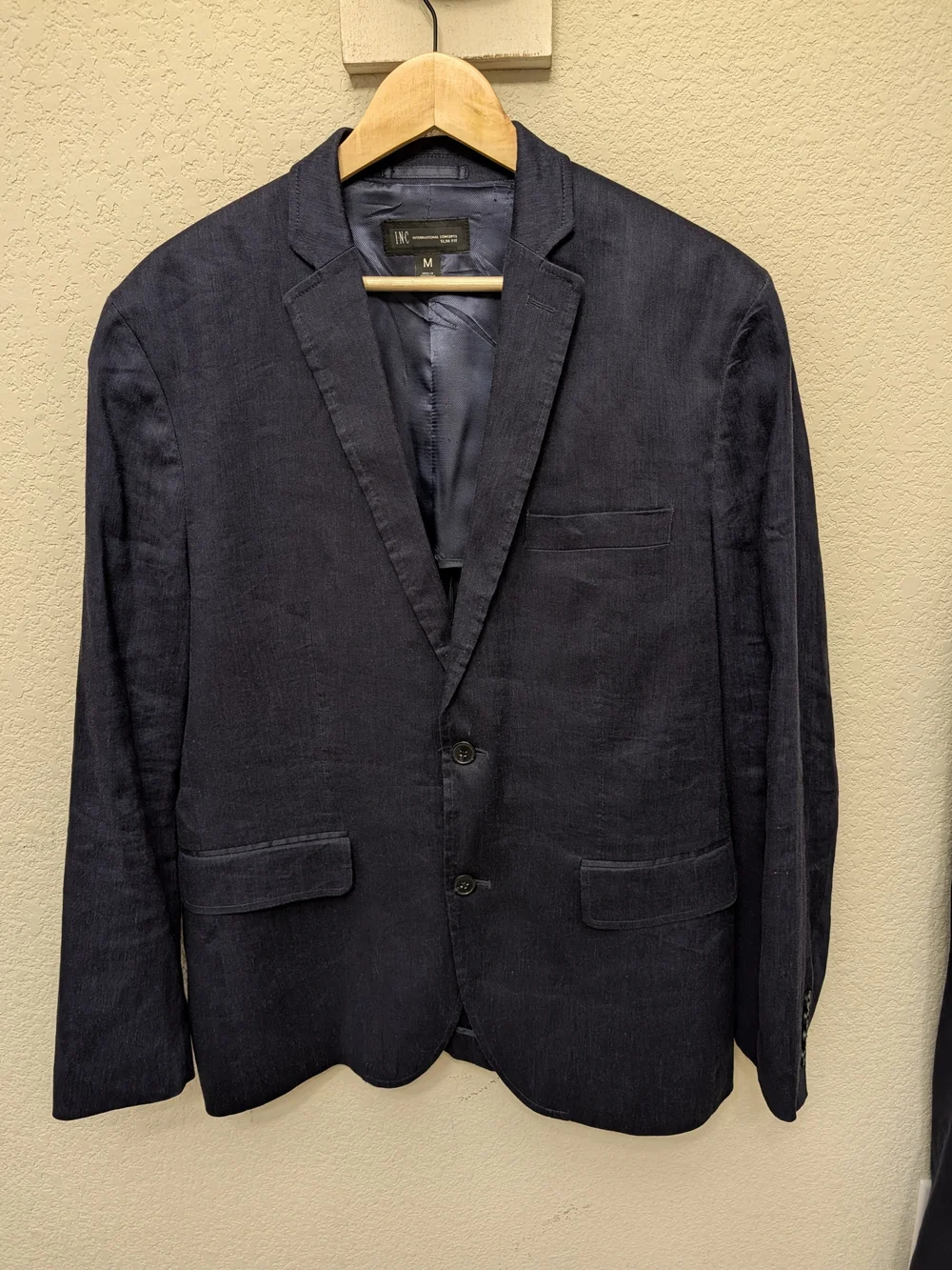 INC International Concepts sharp lightweight